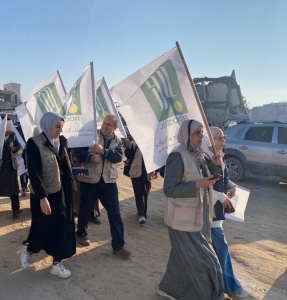 جذور في الصفوف الامامية