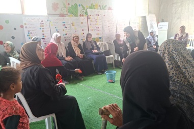 Bringing moments of joy and connection to older people in Gaza 