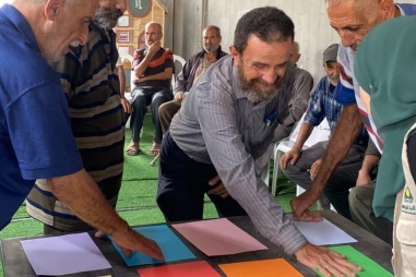 Bringing moments of joy and connection to older people in Gaza 